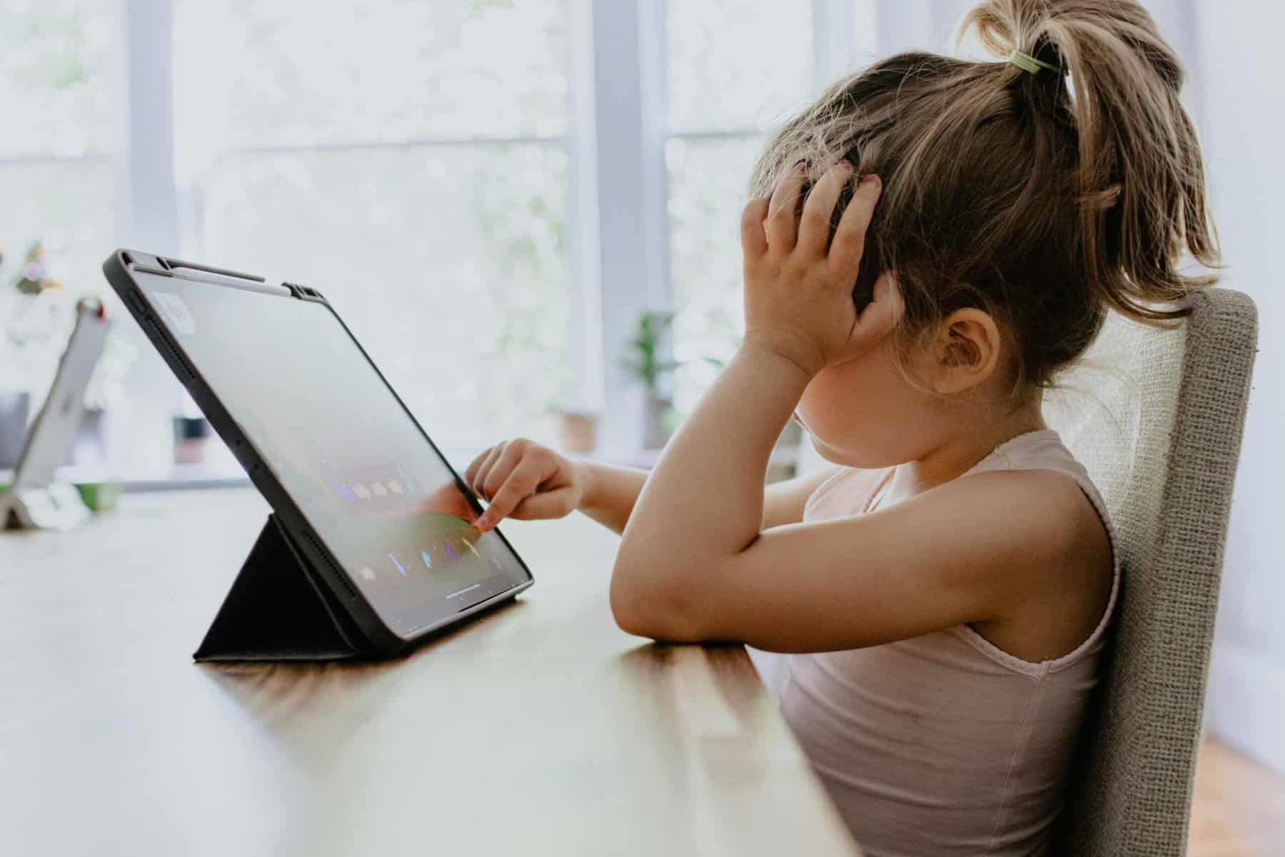 Bildschirmzeit: Kinder gesund begleiten